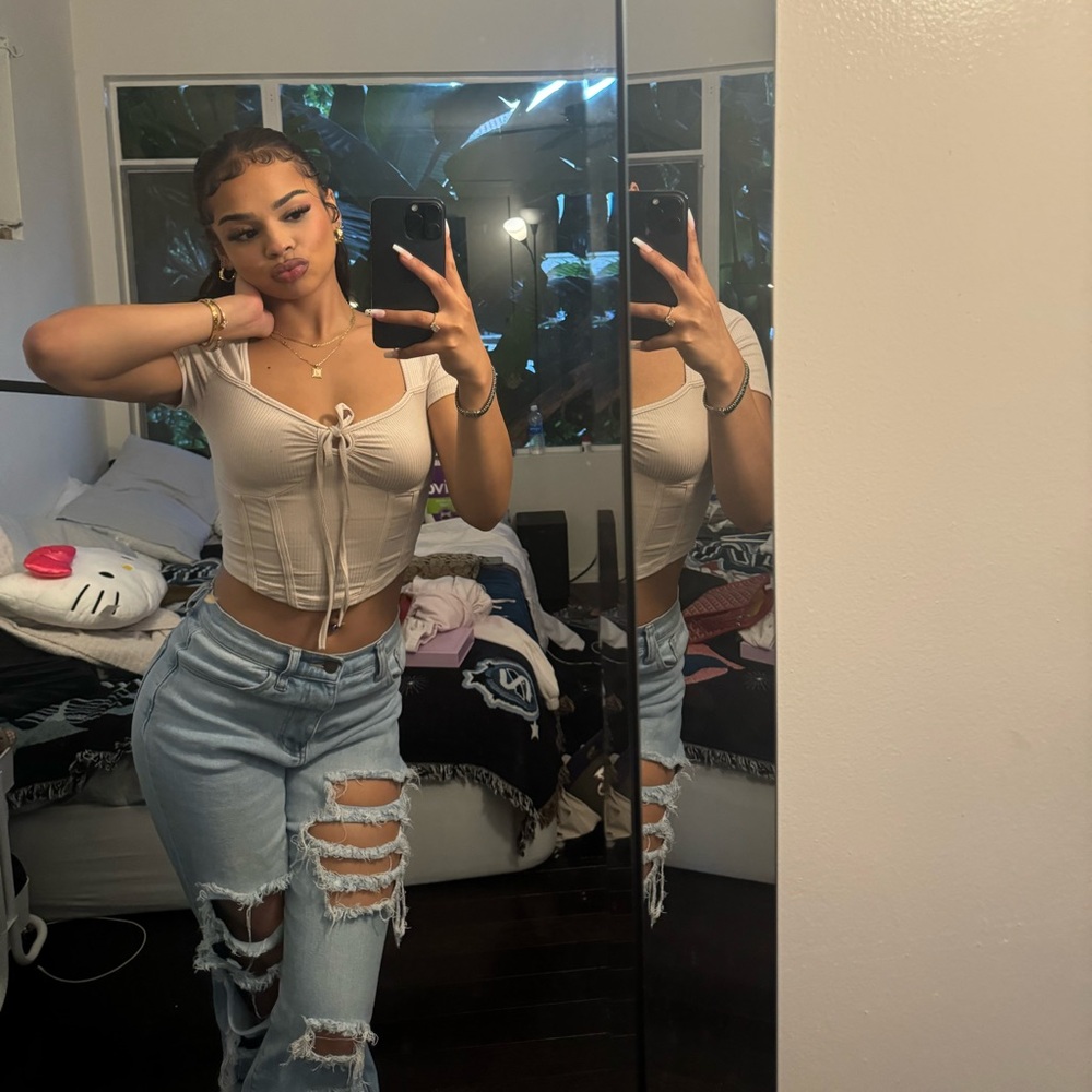 ripped boyfriend jeans